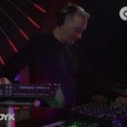 Paul Van Dyk Orbital Decay