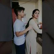 ام تغري ابنها بصدرها الكبير شاهد رده فعل ابنها