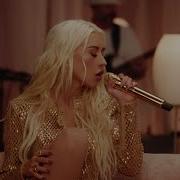 Christina Aguilera Genie In A Bottle Live