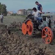 Vecchie Glorie Aratura D Epoca Con Trattori Landini Testacalda