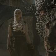 Daenerys Targaryen Y Sus Dragones Vs Los Amos