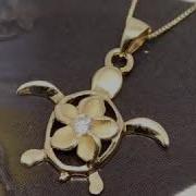 Unique Hawaiian Jewelry