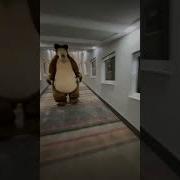 Медведь Бежит По Коридору Но