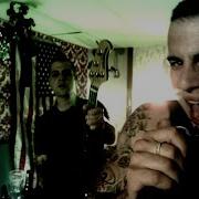 В Avenged Sevenfold Bat Country