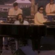Carly Simon