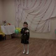 В Землянке Поют Дети