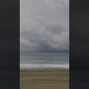 А Дождь Так Любит Море