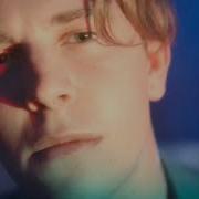 Tom Odell Wrong Crowd