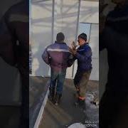 90 Жылдары Гитарасын Колга Алып 18 25 Келмиди Деп Жур Го Кокем