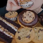 Cookie Eat Asmr