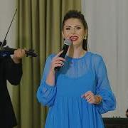 Livia Celea Streata Colaj De Petrecere 2022