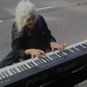 Street Piano